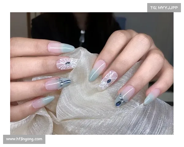 10款完美云端侍女搭配灵感集结打造梦幻时尚氛围与独特个性